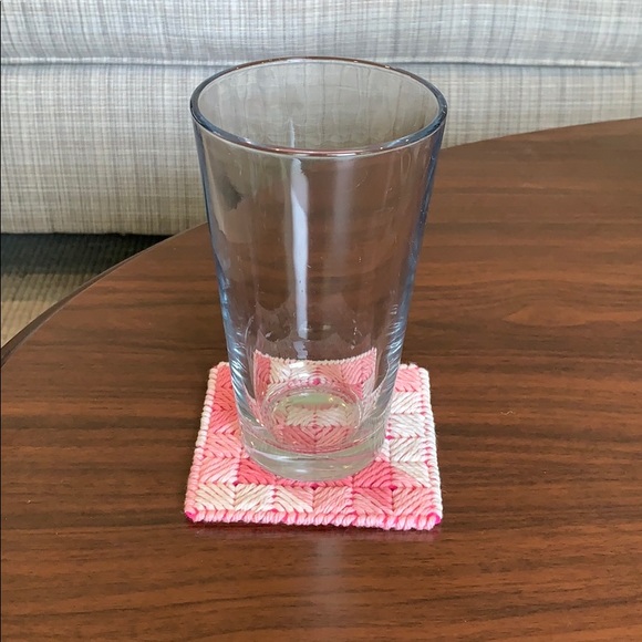 Pink/white square coasters - Picture 4 of 5